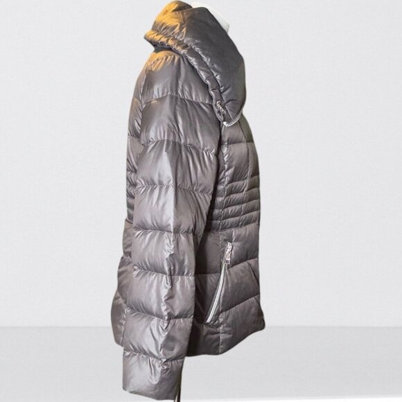 Karl Lagerfeld Paris Women's Lightweight Packable Puffer Down Jacket Size Medium - Picture 5 of 16